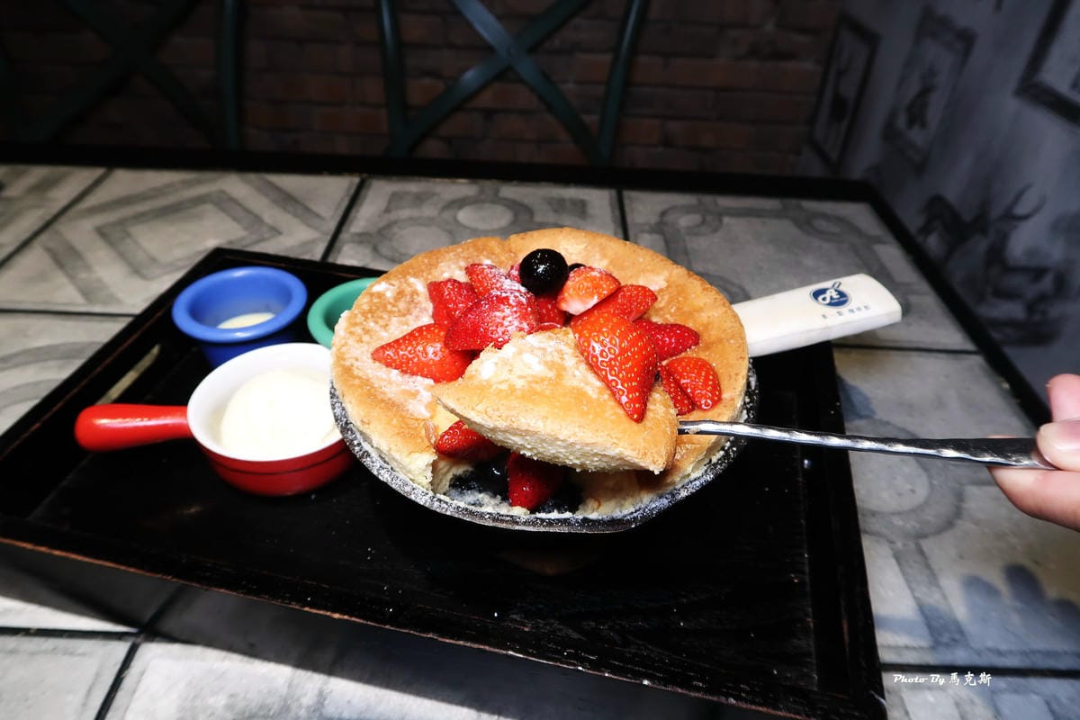 /tmp/phpqH4TGT /tmp/phpqH4TGT