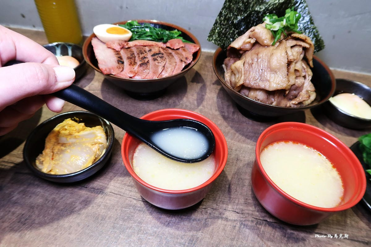 /tmp/phpESRhXp /tmp/phpESRhXp