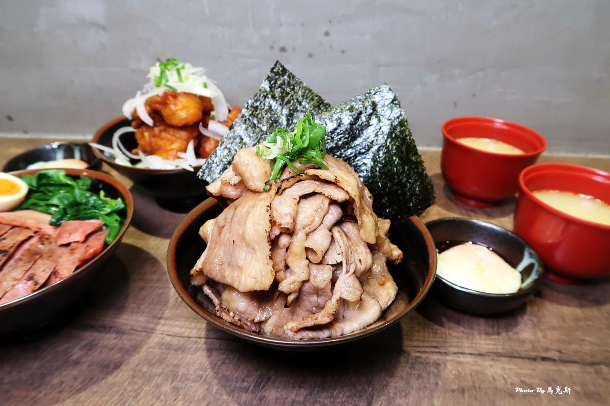 /tmp/phpc0xQiI /tmp/phpc0xQiI