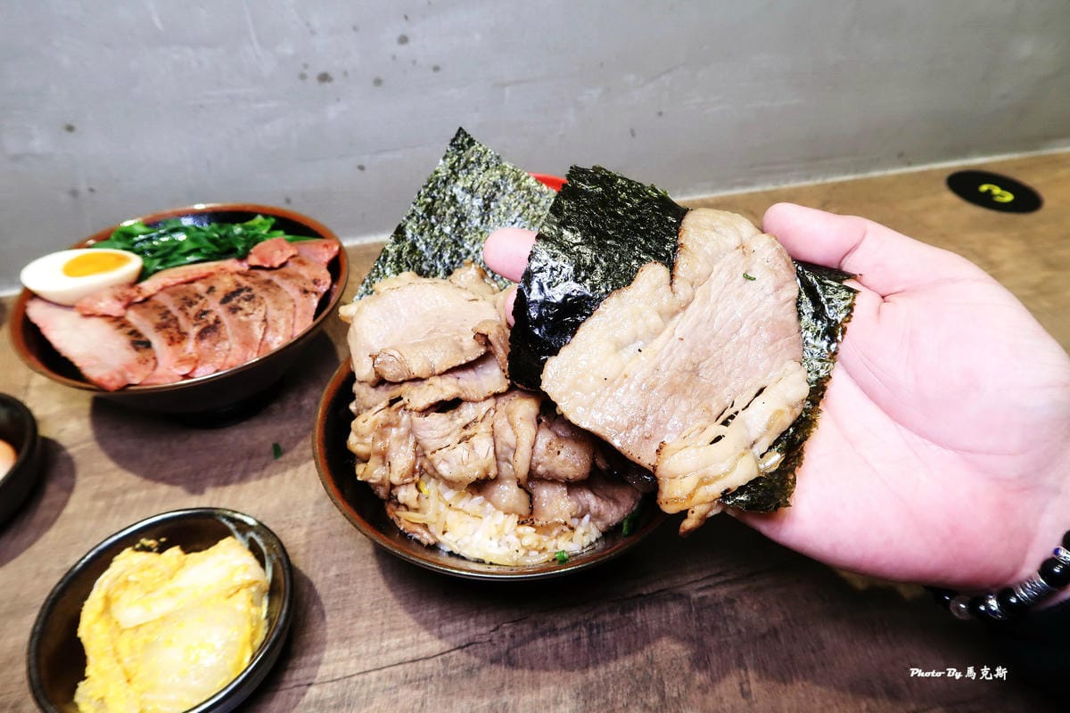 /tmp/phpIxaVbJ /tmp/phpIxaVbJ