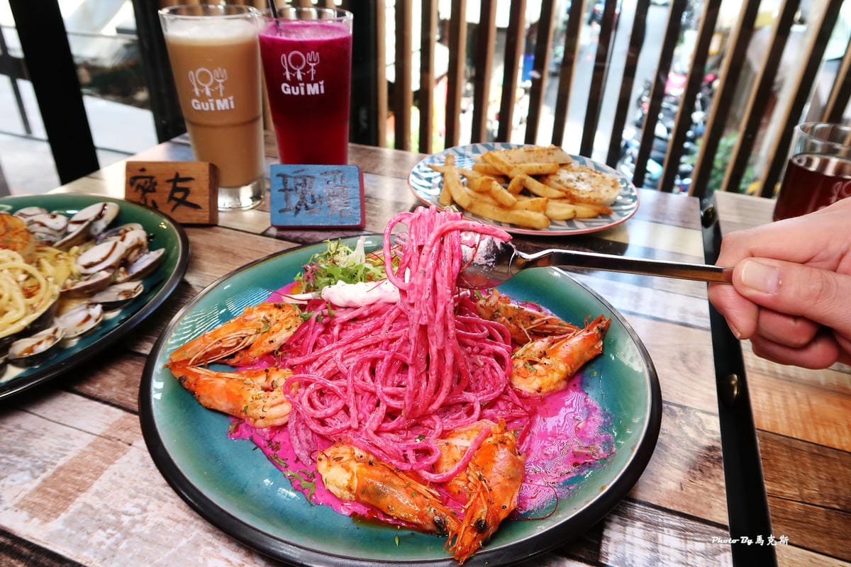 /tmp/php1YEEHZ /tmp/php1YEEHZ