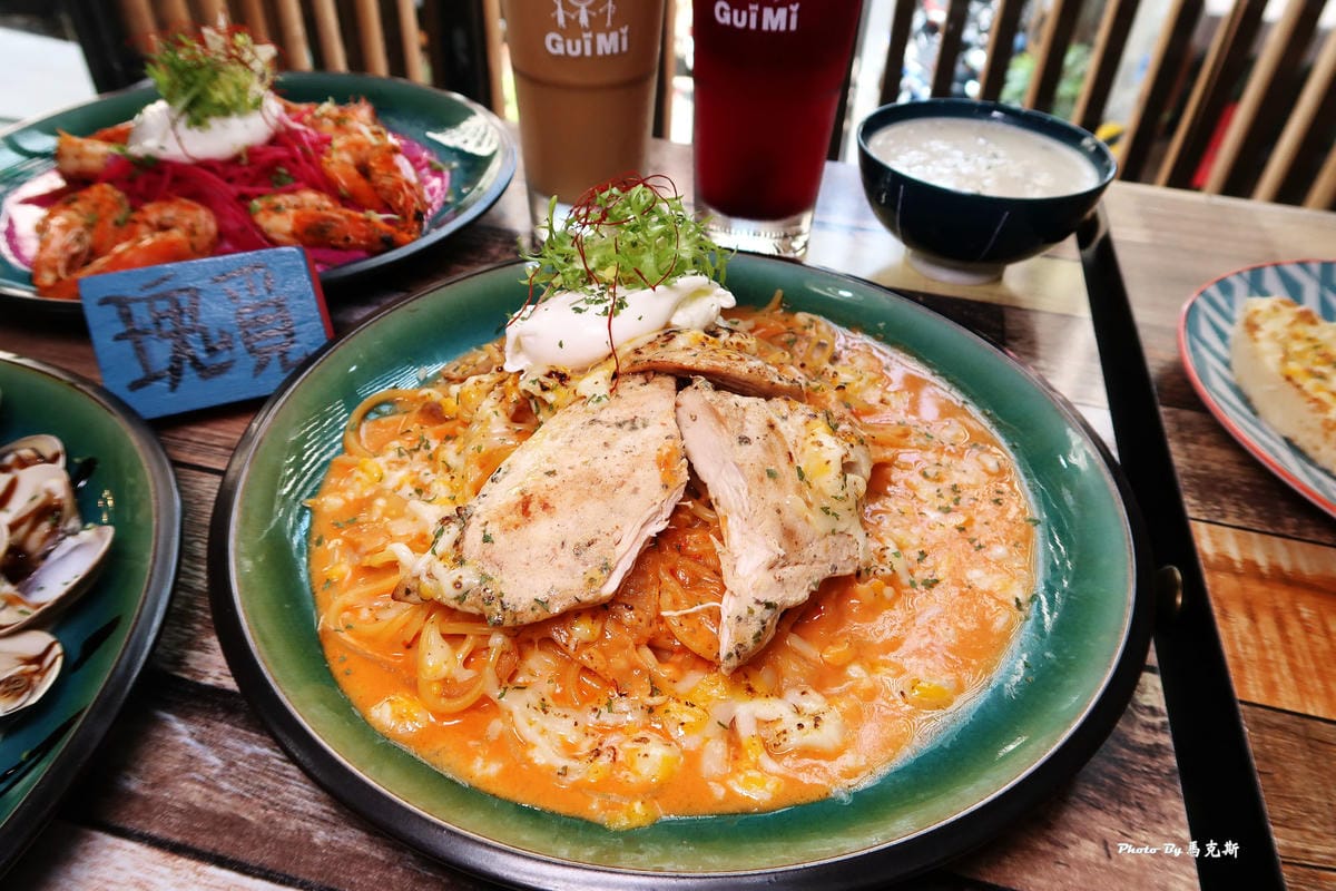 /tmp/phpQp2SoW /tmp/phpQp2SoW