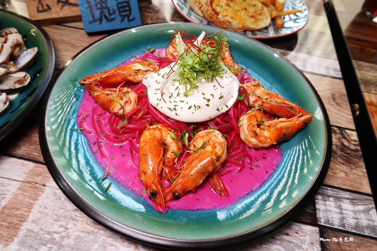 /tmp/phprFwi3r /tmp/phprFwi3r