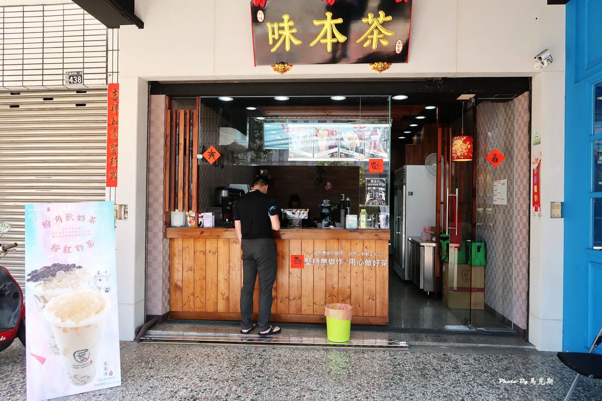 /tmp/phpVIrczR /tmp/phpVIrczR