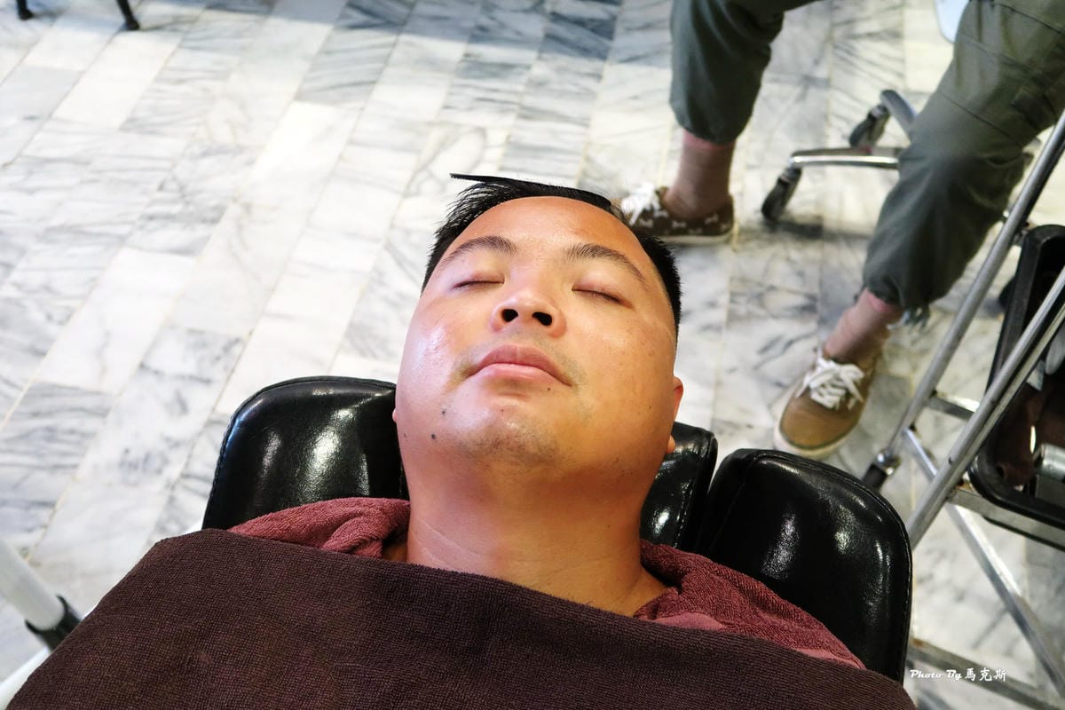 問號俱樂部DOUBT|桃園中壢剪髮推薦:中壢專屬男性剪髮 專 問號俱樂部DOUBT|桃園中壢剪髮推薦:中壢專屬男性剪髮 專