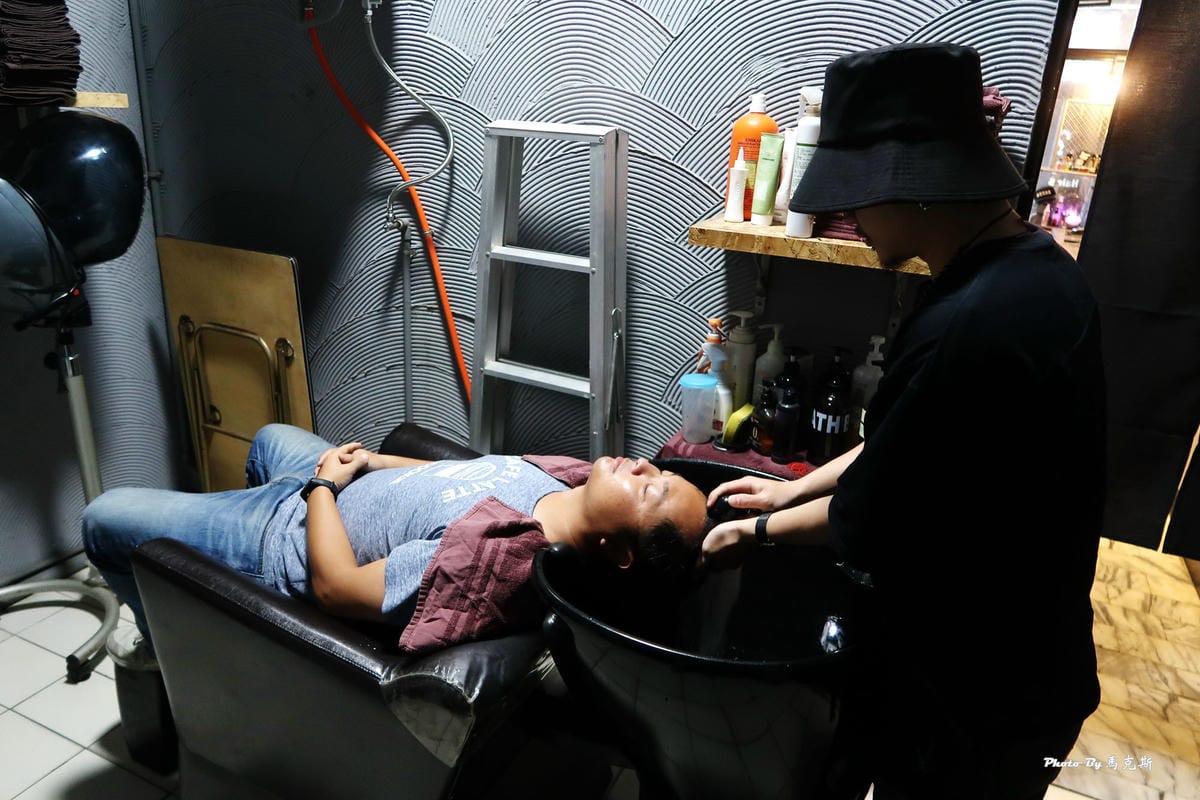 問號俱樂部DOUBT|桃園中壢剪髮推薦:中壢專屬男性剪髮 專 問號俱樂部DOUBT|桃園中壢剪髮推薦:中壢專屬男性剪髮 專