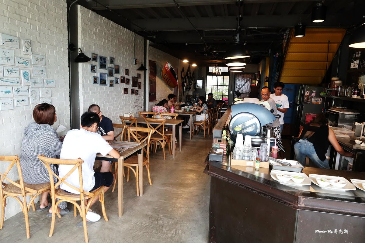 墾丁後灣藍海晴天海景民宿|屏東車城墾丁住宿推薦:海景四人房寬 墾丁後灣藍海晴天海景民宿|屏東車城墾丁住宿推薦:海景四人房寬