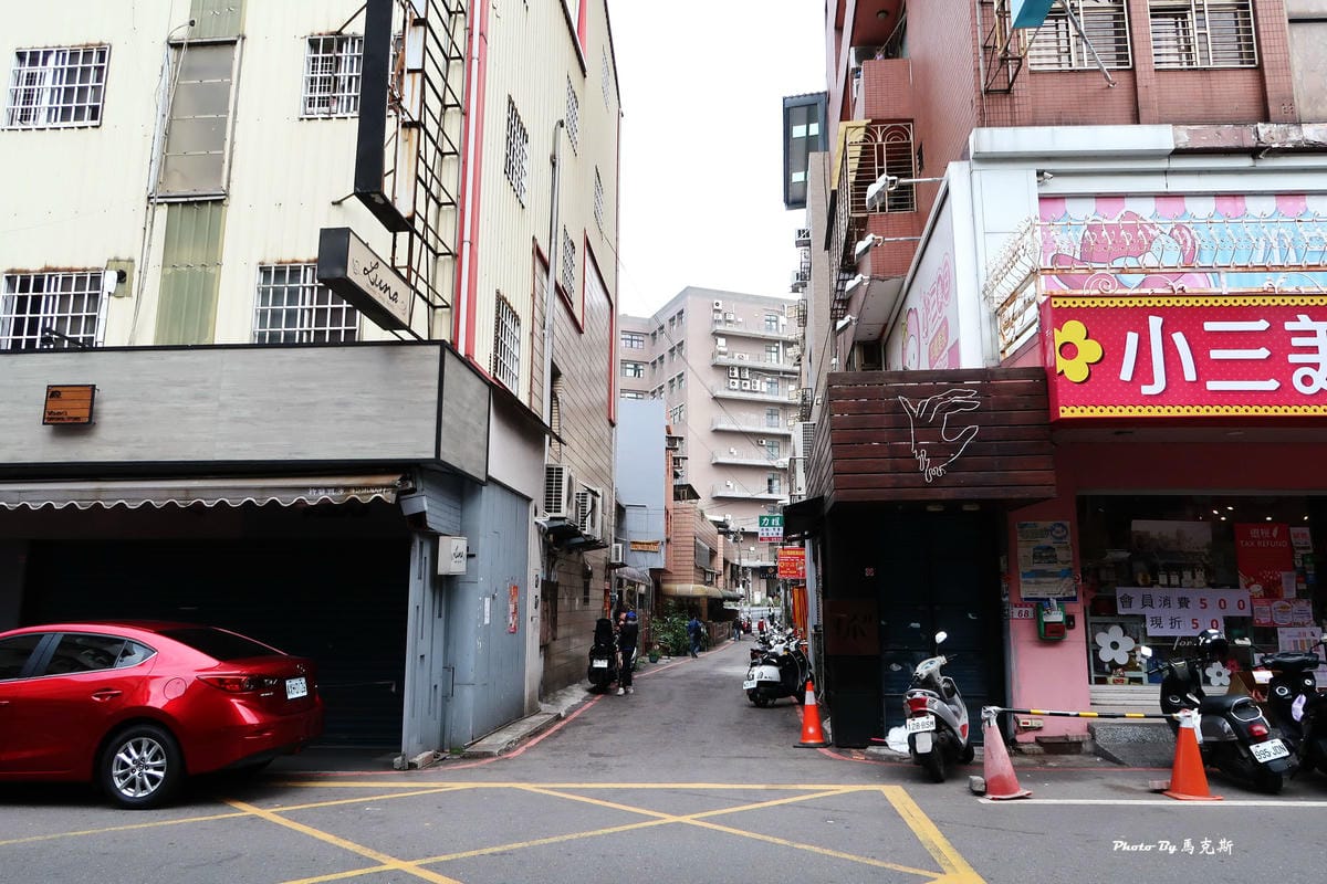 問號俱樂部DOUBT|桃園中壢剪髮推薦:中壢專屬男性剪髮 專 問號俱樂部DOUBT|桃園中壢剪髮推薦:中壢專屬男性剪髮 專