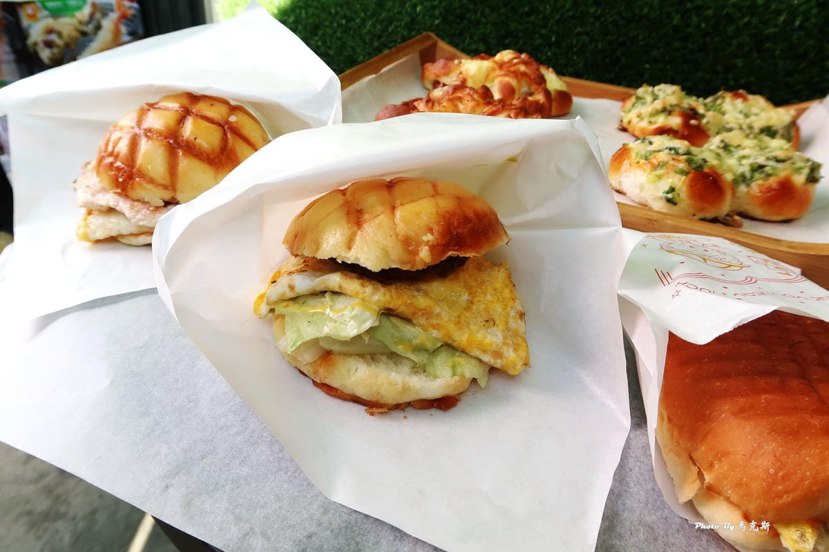 【台中沙鹿漢堡麵包推薦】哈堡客手作漢堡|新開幕!不起眼小店卻 【台中沙鹿漢堡麵包推薦】哈堡客手作漢堡|新開幕!不起眼小店卻