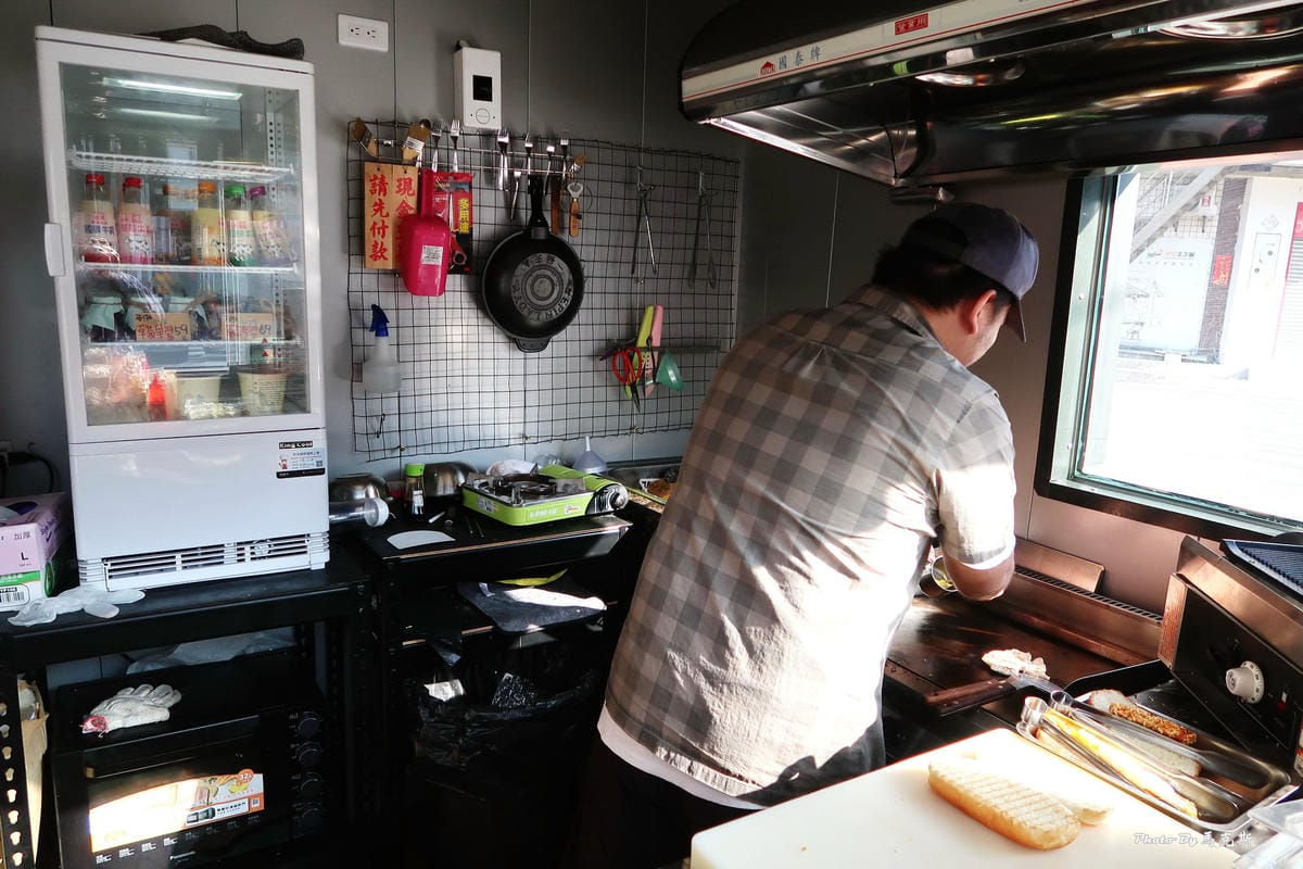 【台中沙鹿漢堡麵包推薦】哈堡客手作漢堡|新開幕!不起眼小店卻 【台中沙鹿漢堡麵包推薦】哈堡客手作漢堡|新開幕!不起眼小店卻