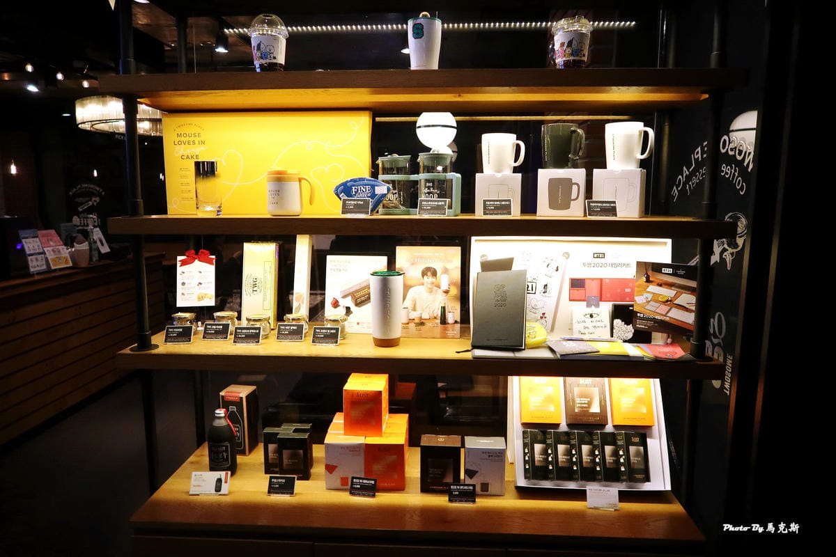 /tmp/phpjeuahG /tmp/phpjeuahG