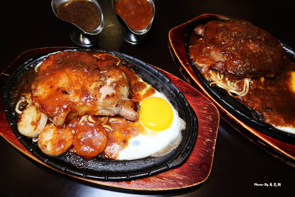 /tmp/phpTd0XeR /tmp/phpTd0XeR