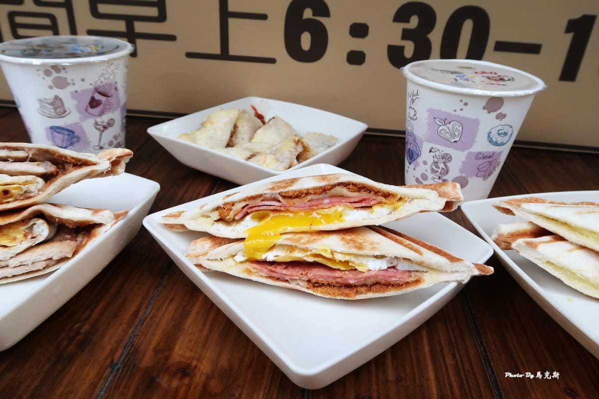 /tmp/phpYohbx6 /tmp/phpYohbx6