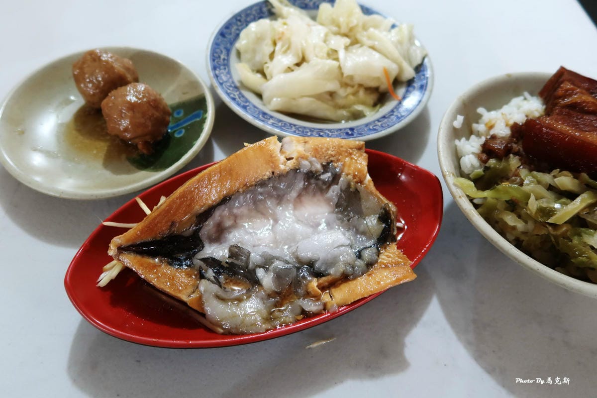 【高雄苓雅美食推薦】南豐魯肉飯|自強夜市超人氣魯肉飯 在地人 【高雄苓雅美食推薦】南豐魯肉飯|自強夜市超人氣魯肉飯 在地人