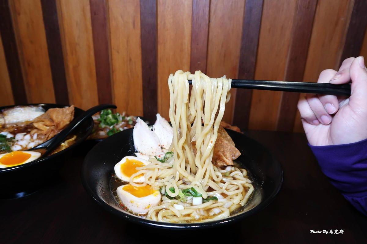 /tmp/php9WNewZ /tmp/php9WNewZ