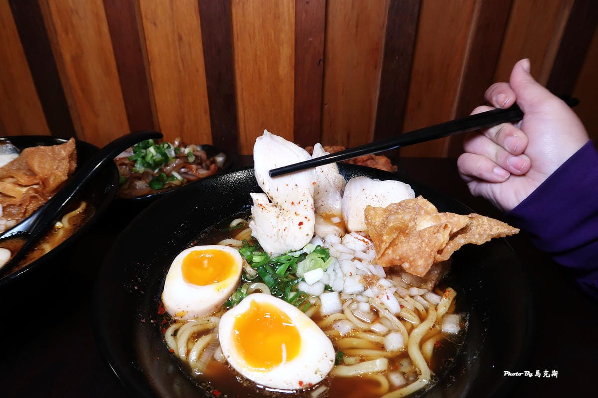 /tmp/phpC539lP /tmp/phpC539lP