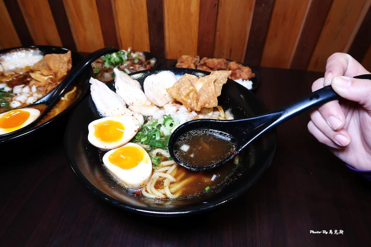 /tmp/phpcfGaoN /tmp/phpcfGaoN