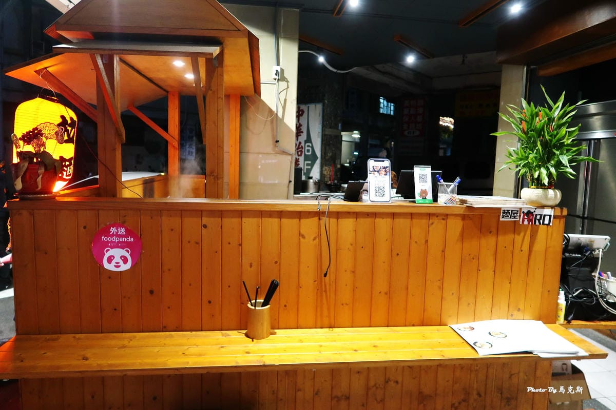 /tmp/phpC1SwLs /tmp/phpC1SwLs