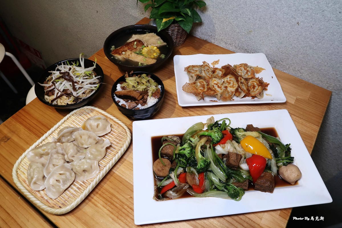 /tmp/phpPSL8b9 /tmp/phpPSL8b9