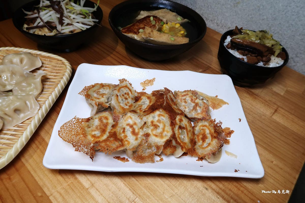 /tmp/phpJcwPRn /tmp/phpJcwPRn