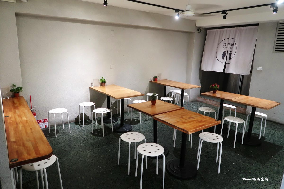 /tmp/php1VavtP /tmp/php1VavtP