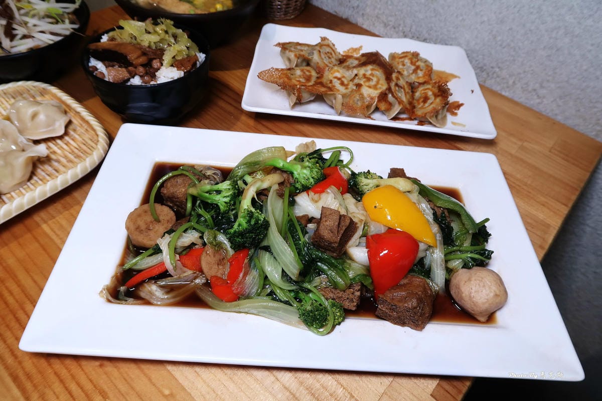 /tmp/phpNPaUWN /tmp/phpNPaUWN