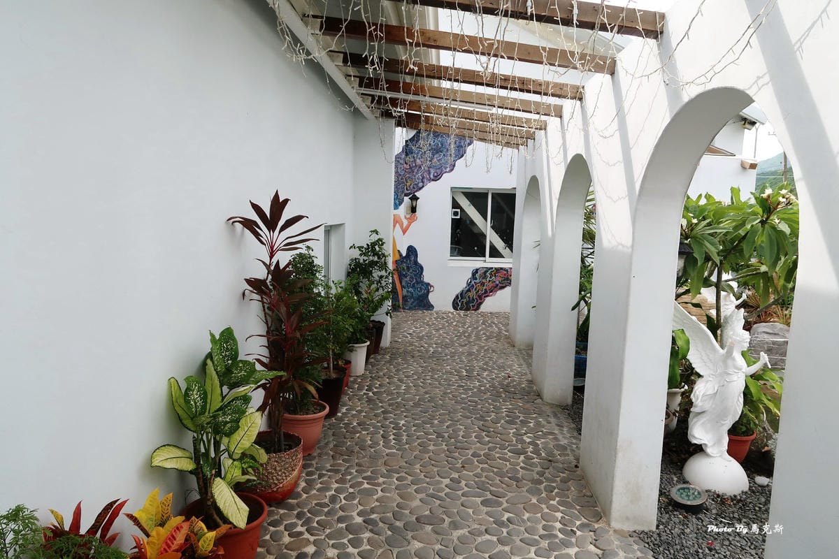 【屏東墾丁枋山景點推薦】愛琴海岸海景咖啡餐廳|熱門無敵海景餐 【屏東墾丁枋山景點推薦】愛琴海岸海景咖啡餐廳|熱門無敵海景餐