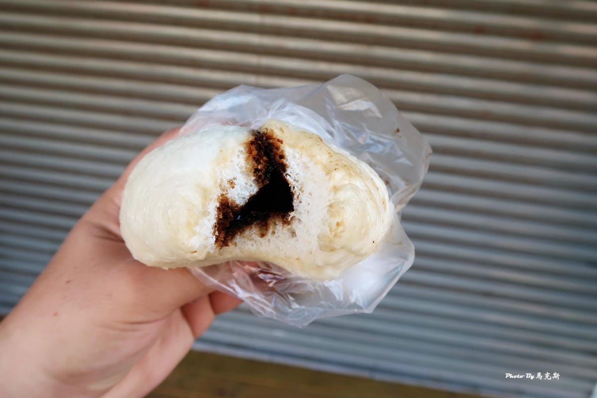 【小琉球美食推薦】古早味早午餐|小琉球人氣限定爆漿黑糖賓士包 【小琉球美食推薦】古早味早午餐|小琉球人氣限定爆漿黑糖賓士包