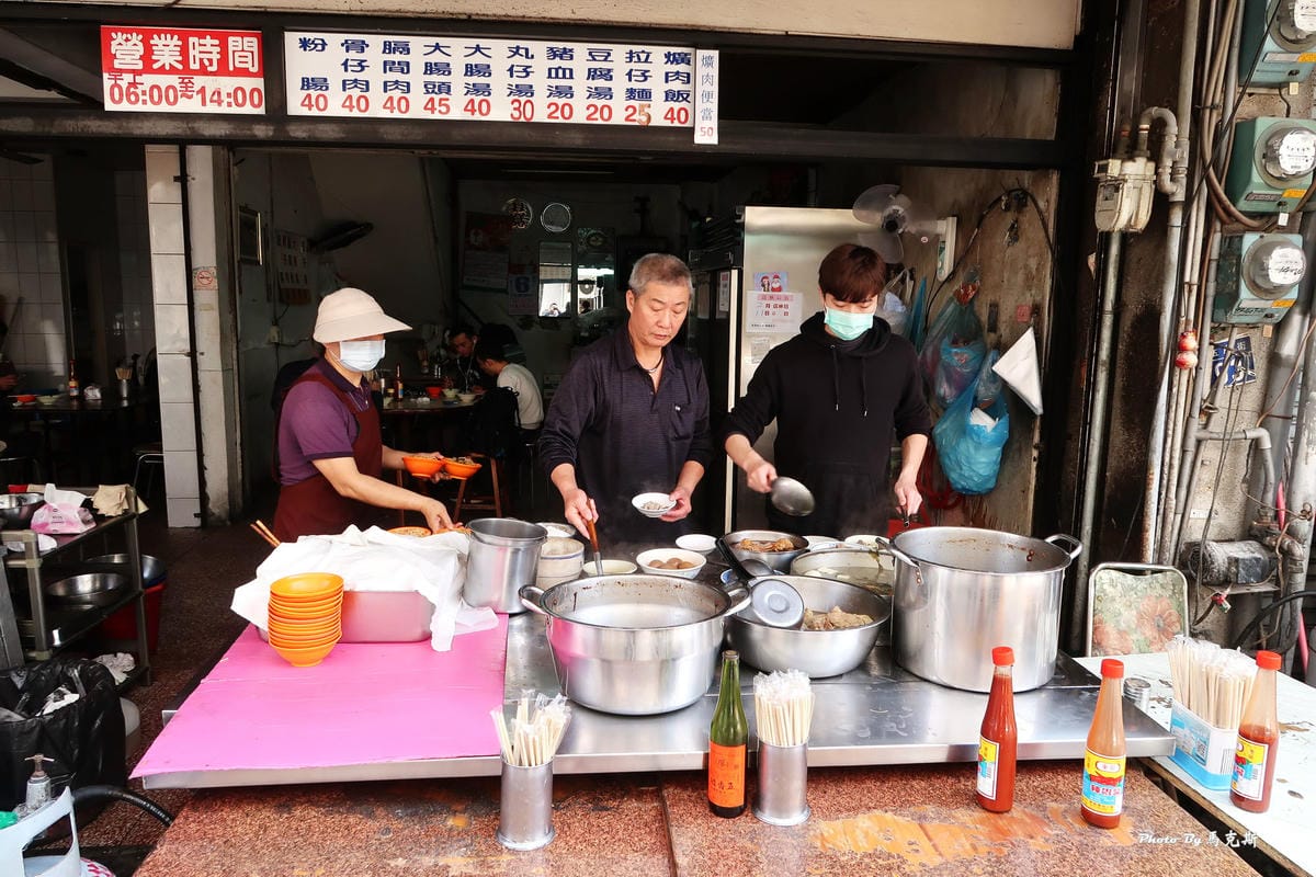 【台中西區美食推薦】松哥拉仔麵|50年老店 傳承到第三代 超 【台中西區美食推薦】松哥拉仔麵|50年老店 傳承到第三代 超