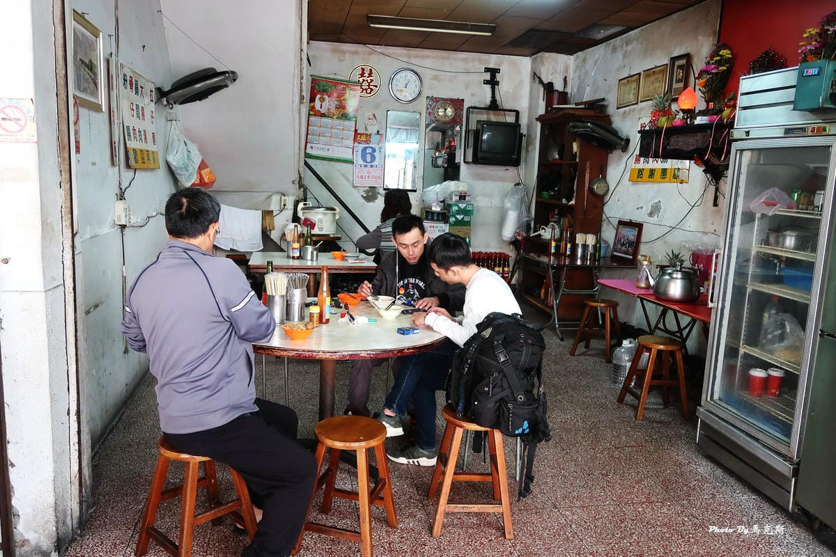 【台中西區美食推薦】松哥拉仔麵|50年老店 傳承到第三代 超 【台中西區美食推薦】松哥拉仔麵|50年老店 傳承到第三代 超