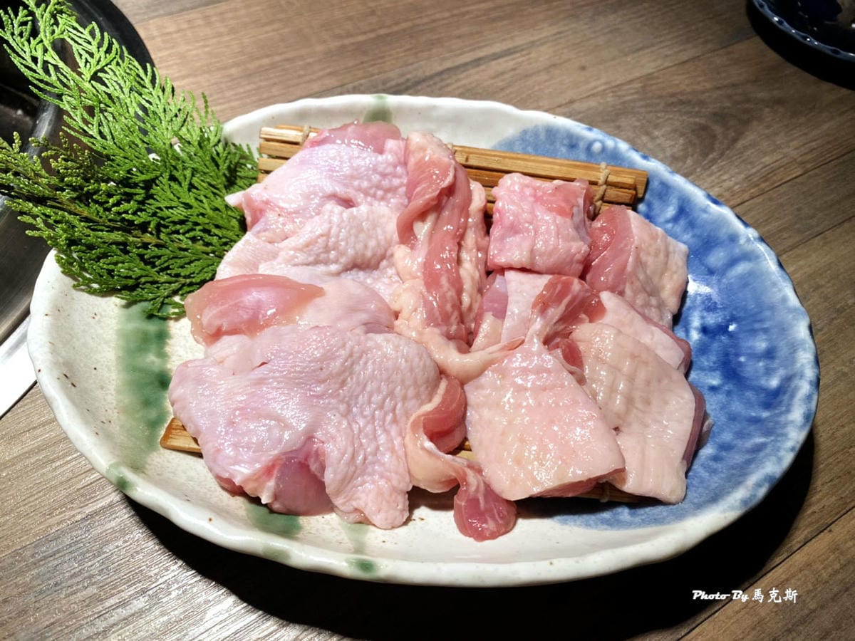 【台中最強燒肉推薦】脂板前炭火燒肉|2021台中米其林餐盤推 【台中最強燒肉推薦】脂板前炭火燒肉|2021台中米其林餐盤推