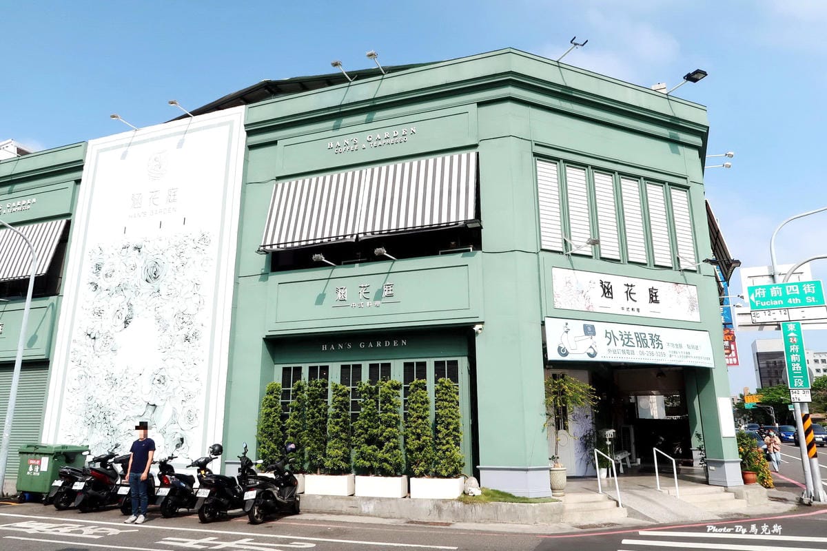 /tmp/phpUYwziC /tmp/phpUYwziC