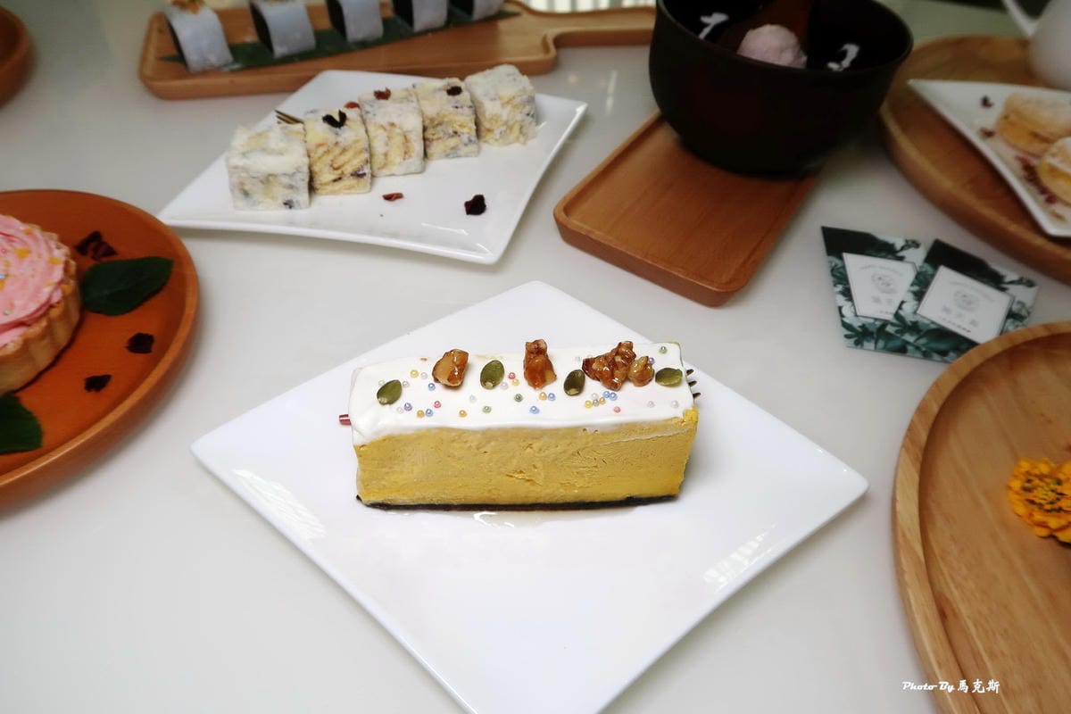 /tmp/phpCBvR01 /tmp/phpCBvR01