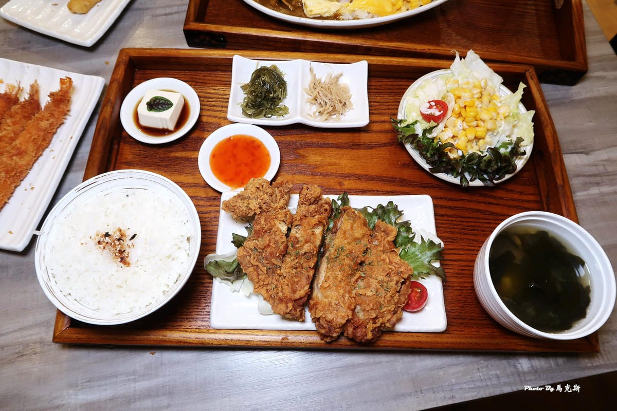 /tmp/php52IrAs /tmp/php52IrAs