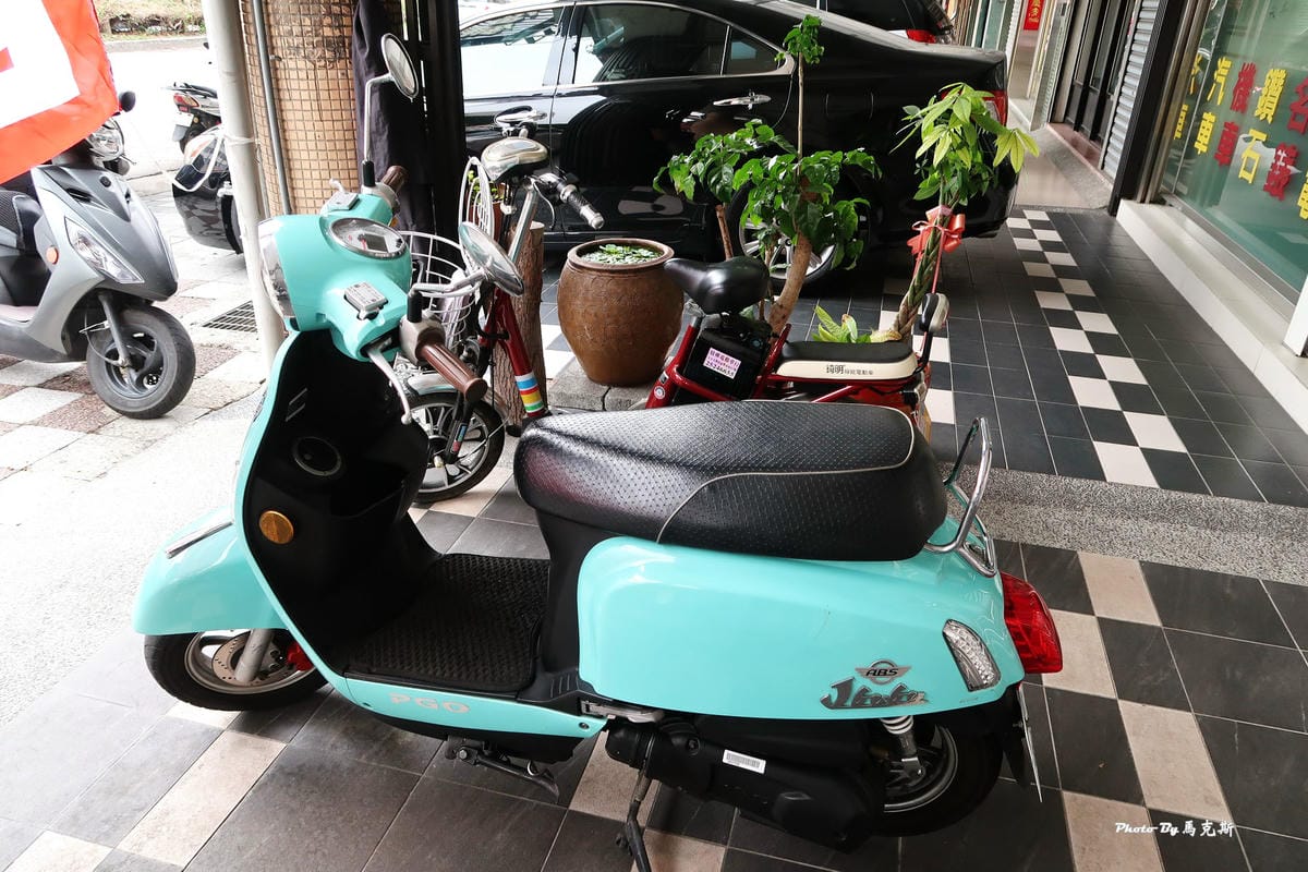 /tmp/phpgj4Wls /tmp/phpgj4Wls