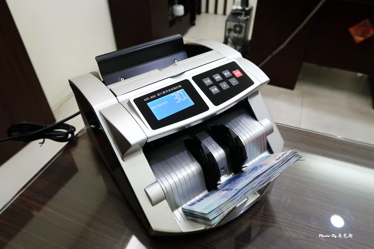 /tmp/phpPGiBB8 /tmp/phpPGiBB8