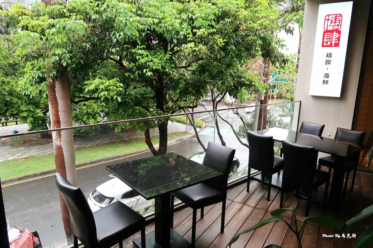 /tmp/phpXL9KXa /tmp/phpXL9KXa