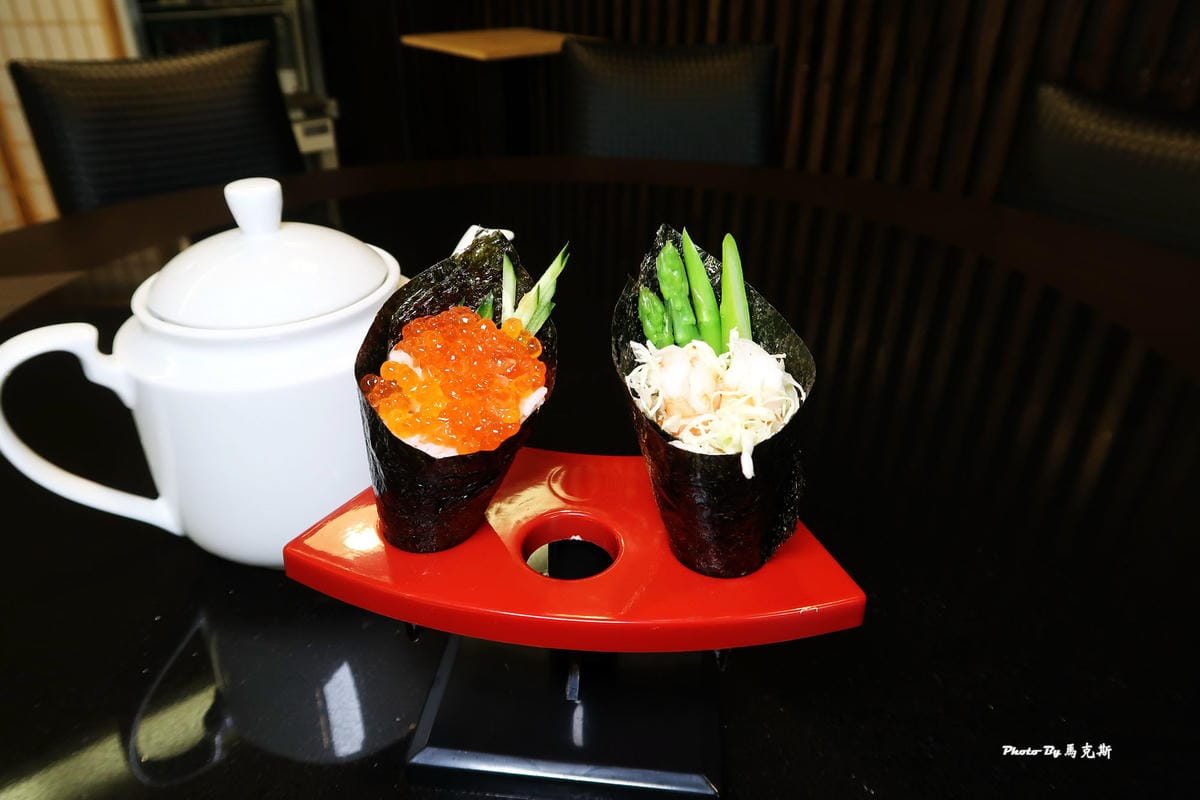 /tmp/phpMUapyM /tmp/phpMUapyM