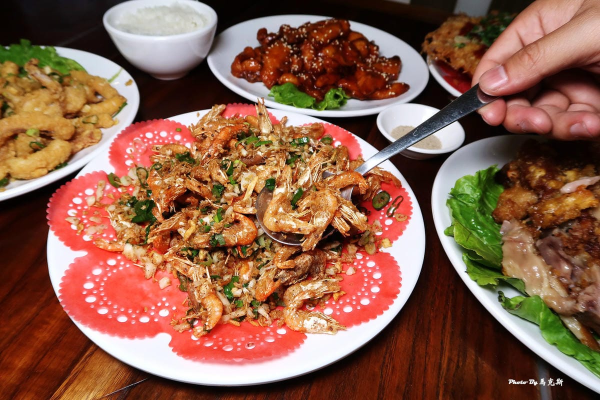 /tmp/php1vsGYO /tmp/php1vsGYO