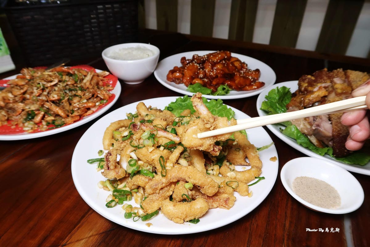 /tmp/phpnRW98a /tmp/phpnRW98a