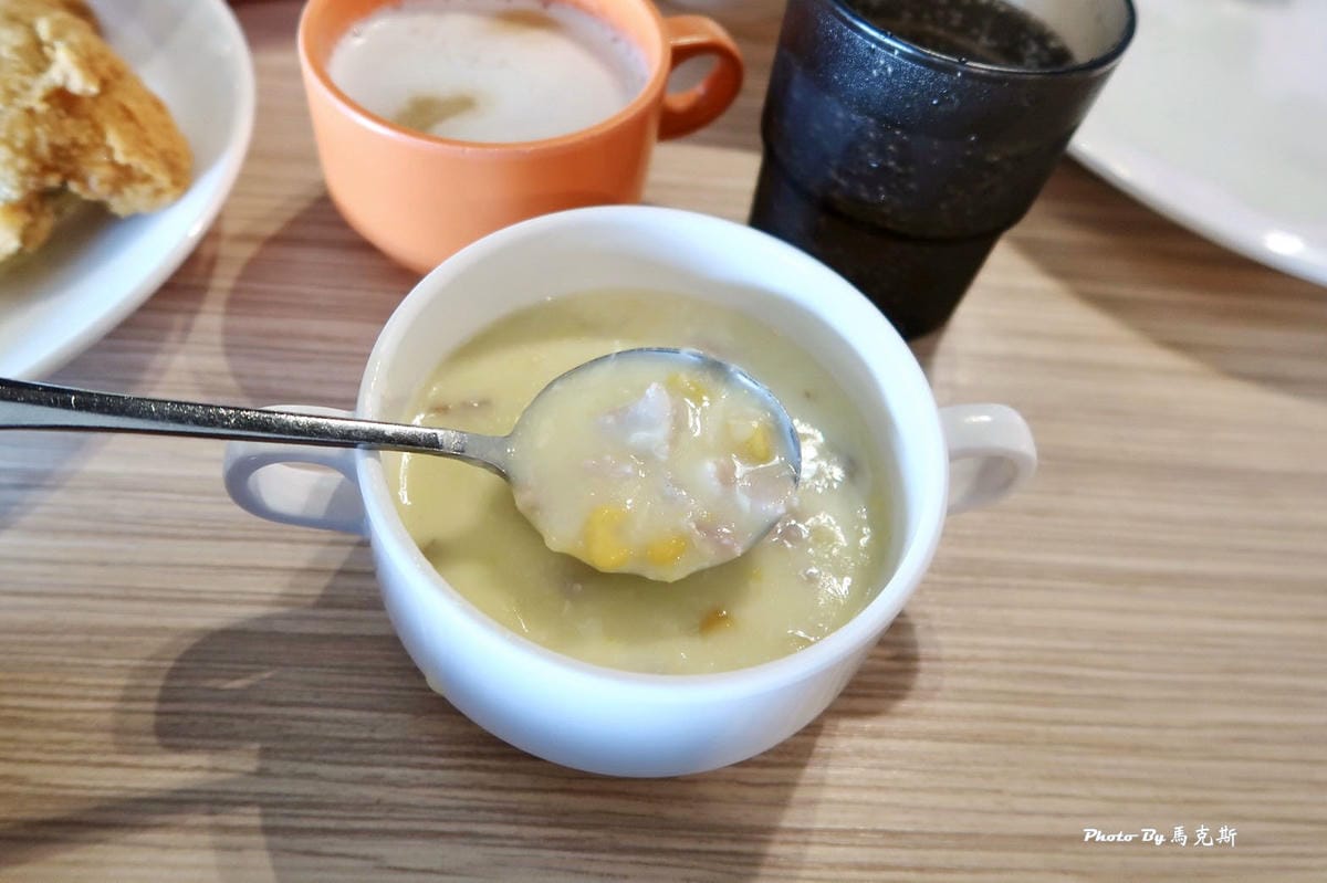 /tmp/phppxKiNQ /tmp/phppxKiNQ