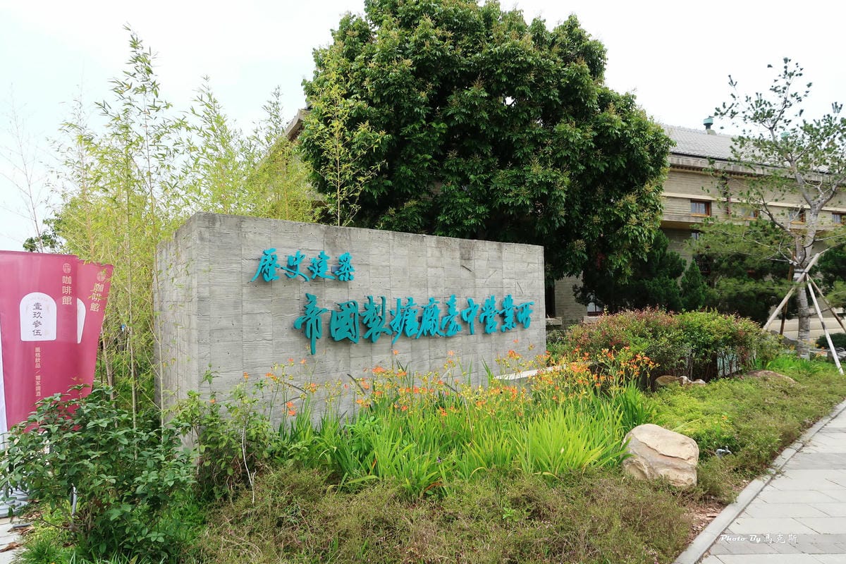 /tmp/php7YMJWY /tmp/php7YMJWY