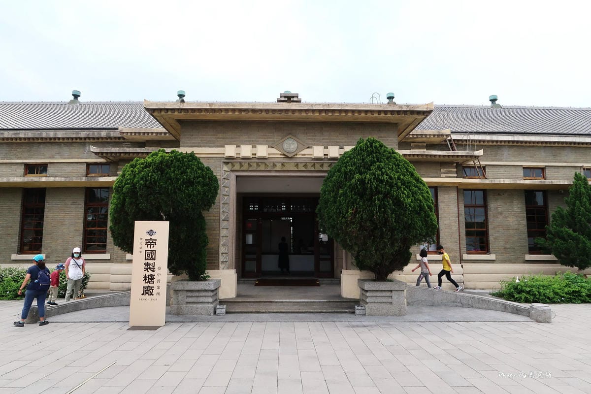 /tmp/phpDCE6hX /tmp/phpDCE6hX