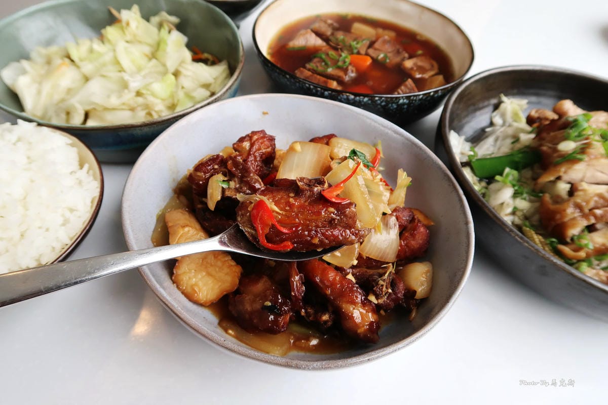 /tmp/phpq9swrZ /tmp/phpq9swrZ