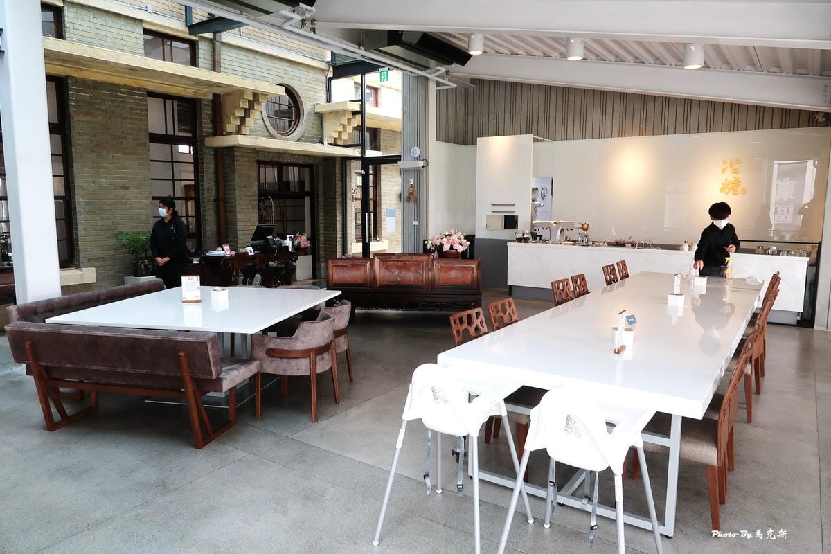 /tmp/phpaxY3NG /tmp/phpaxY3NG