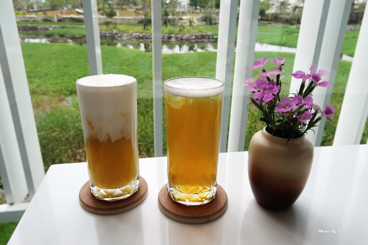 /tmp/phpENngTW /tmp/phpENngTW