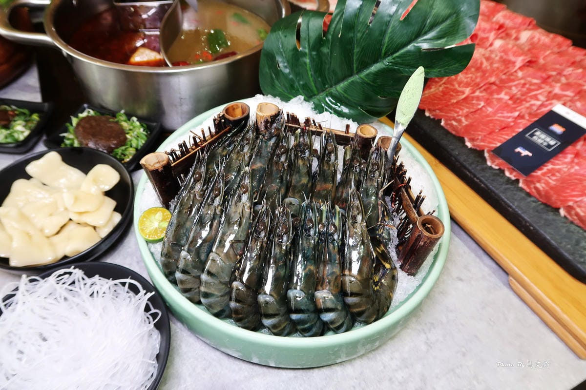 /tmp/phpI9FLgJ /tmp/phpI9FLgJ