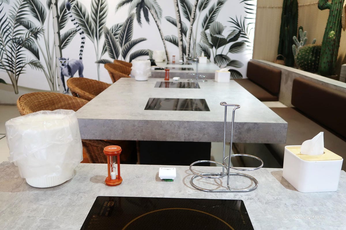 /tmp/phpz8a6V2 /tmp/phpz8a6V2