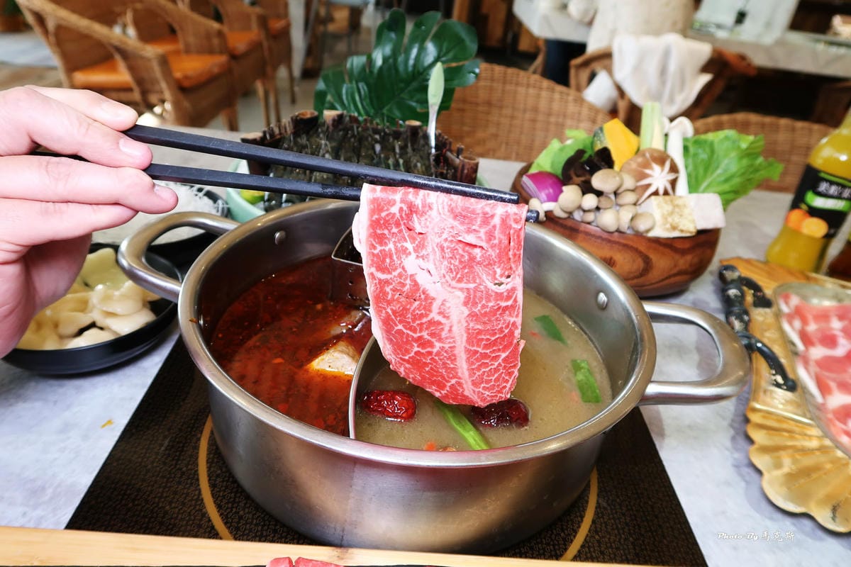 /tmp/phpkOaSuW /tmp/phpkOaSuW