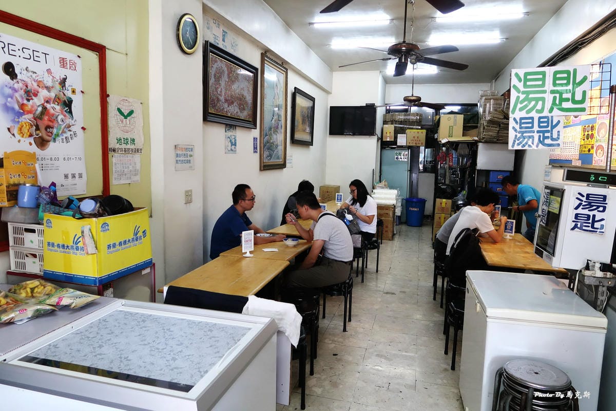 /tmp/phpK2zahM /tmp/phpK2zahM